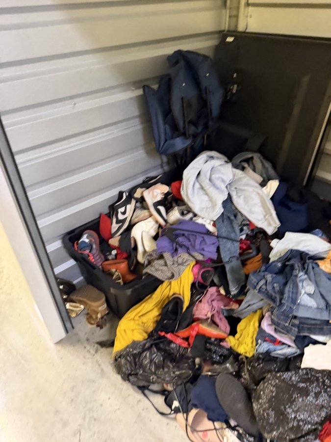 5 x 10 storage unit in Marietta, GA