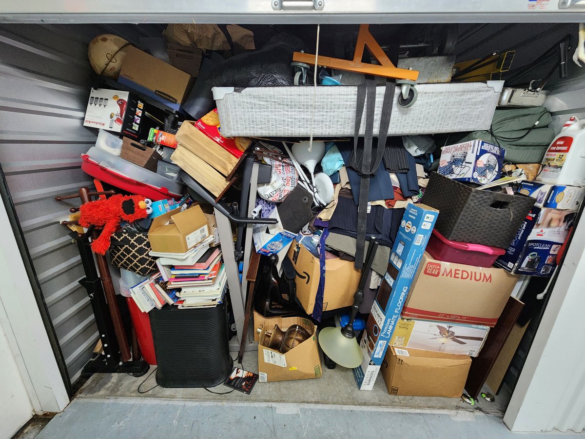 10 x 20 storage unit in Port St Lucie, FL