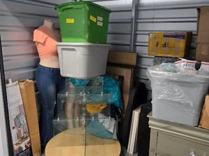 10 x 5 unit in Houston
