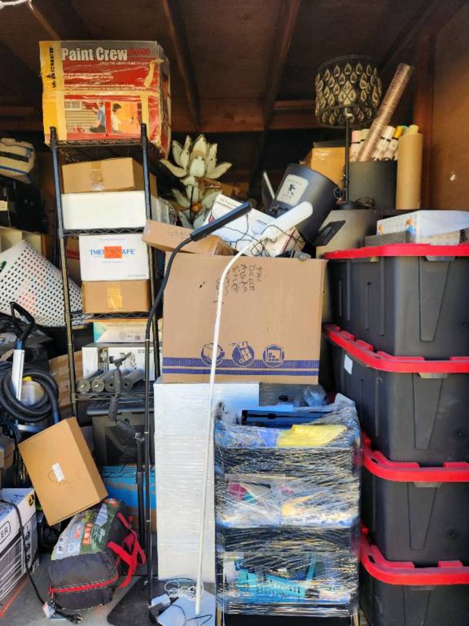 10 x 20 storage unit in Dixon, CA