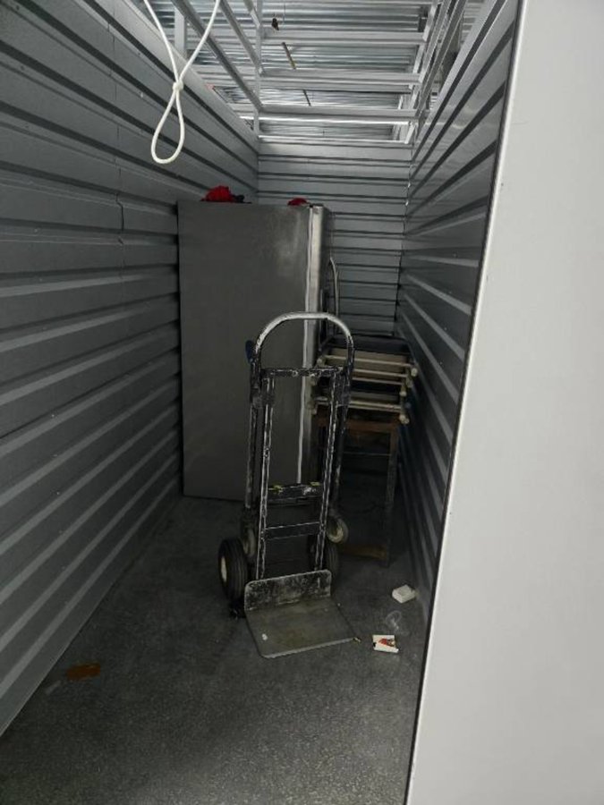 5 x 15 storage unit in Houston, TX