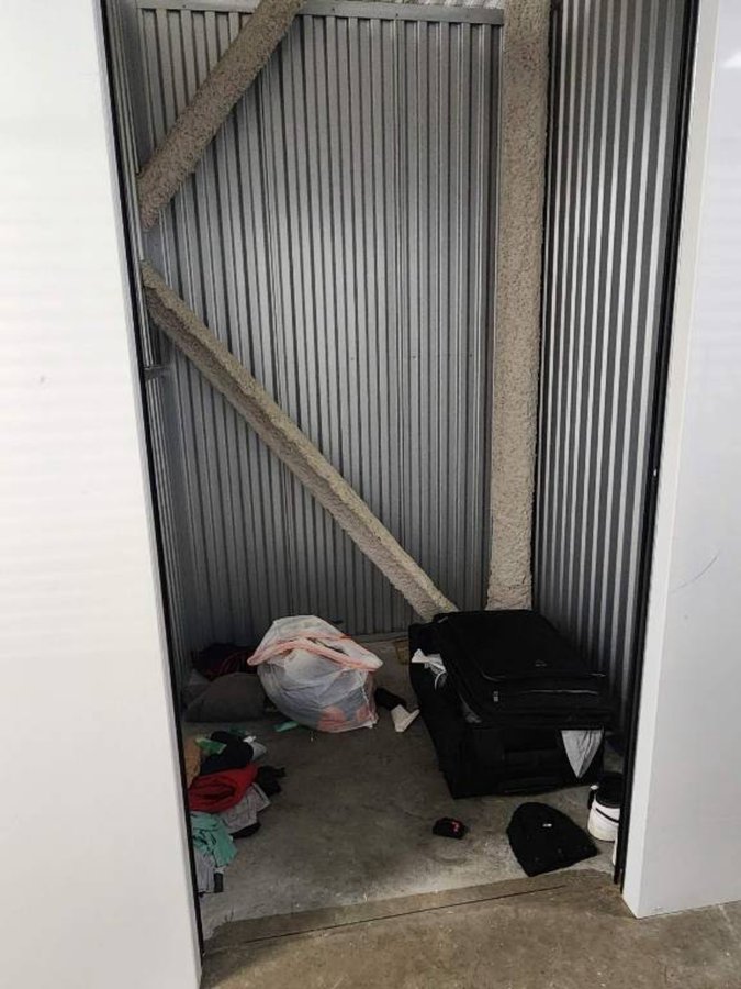 5 x 5 storage unit in Chicago, IL