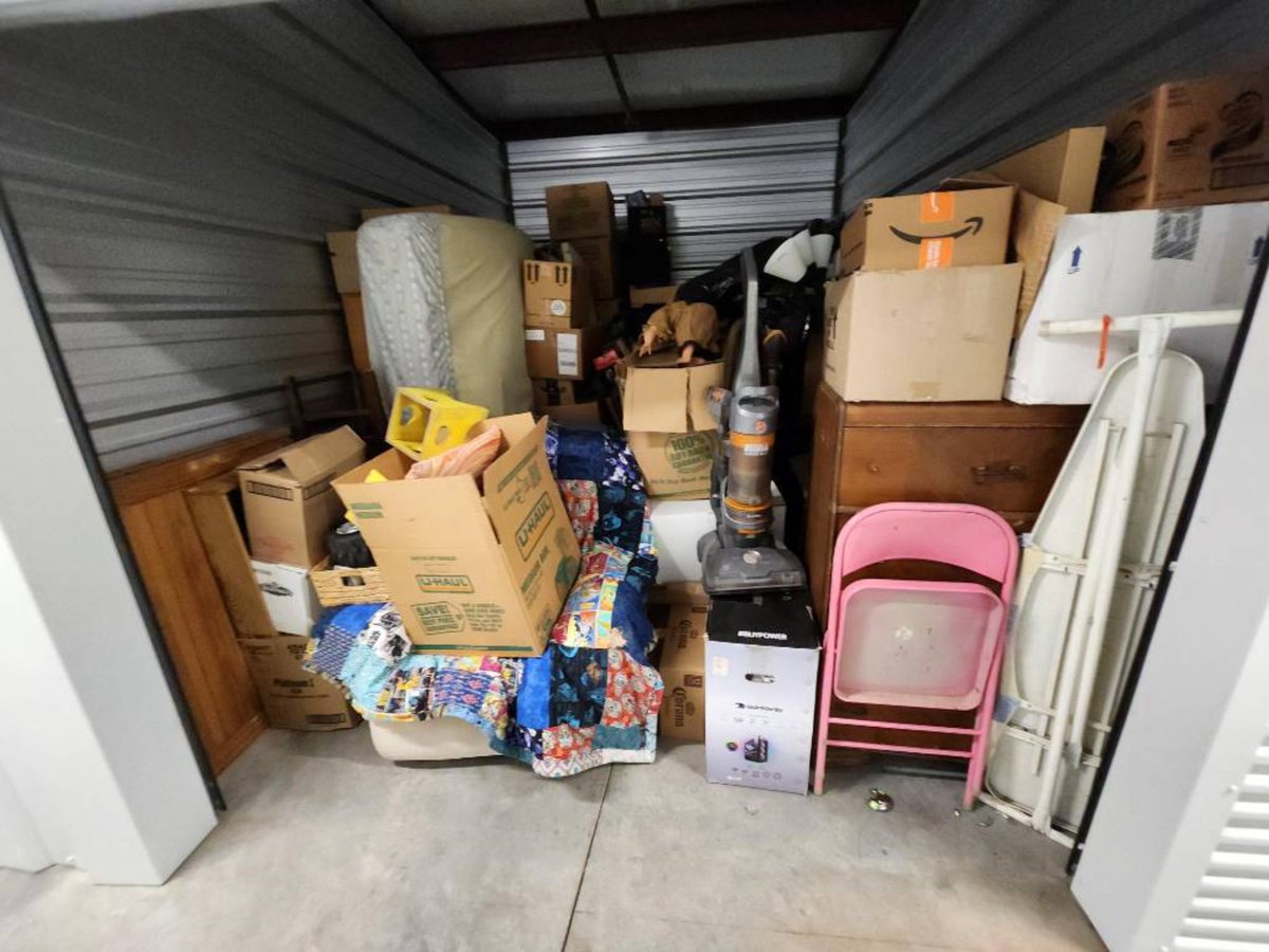 10 x 15 storage unit in Colorado Springs, CO