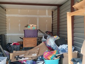 10 x 20 unit in San Antonio
