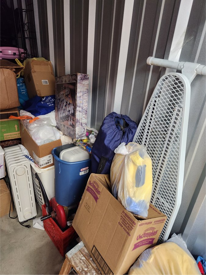 5 x 15 storage unit in West Deptford, NJ