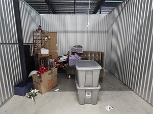 10 x 10 unit in Miramar