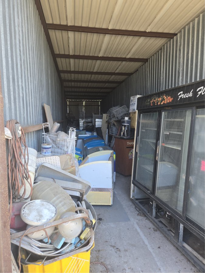 10 x 52 storage unit in Houston, TX