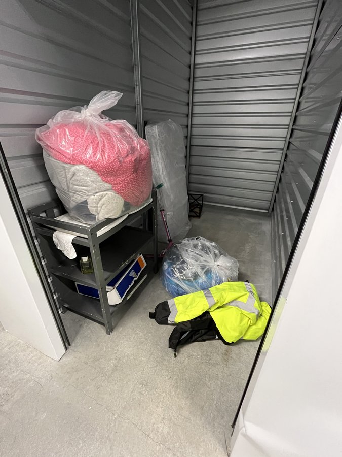 5 x 10 storage unit in Tacoma, WA