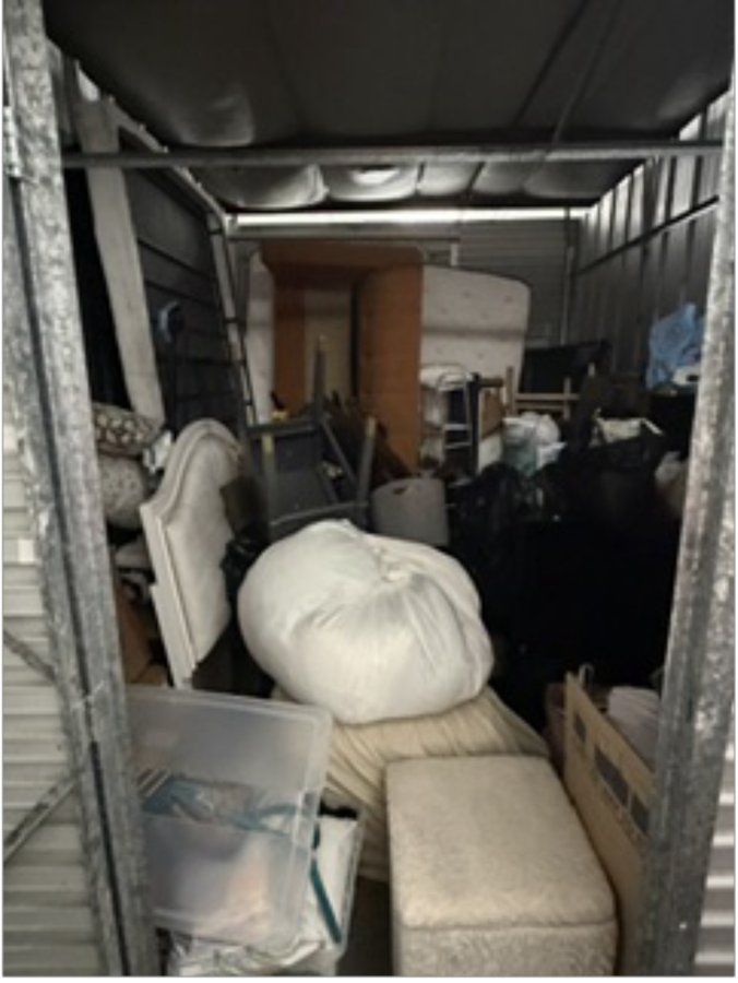 10 x 15 storage unit in Tampa, FL