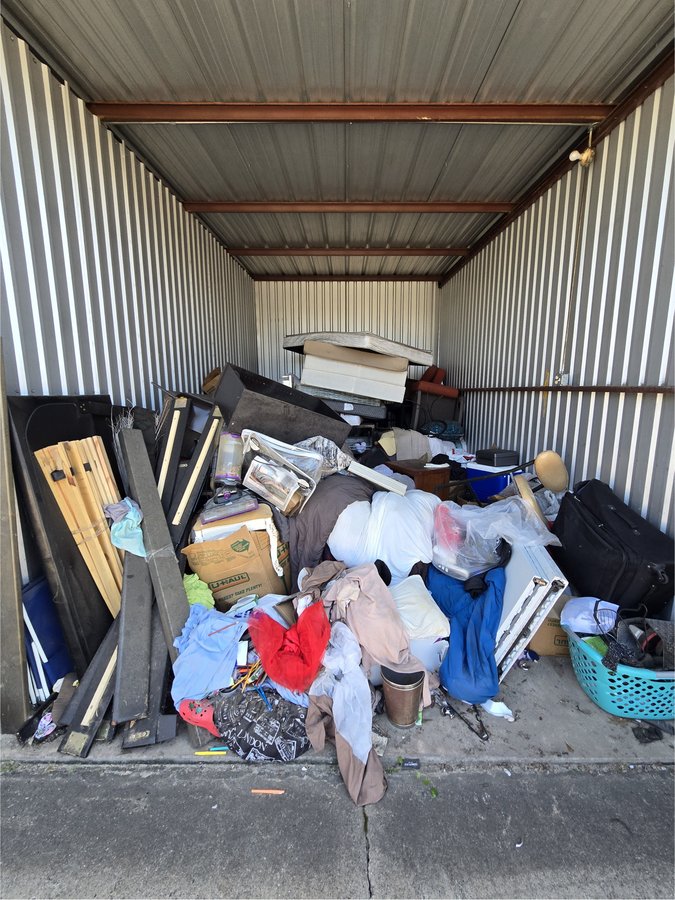 10 x 20 storage unit in Houston, TX