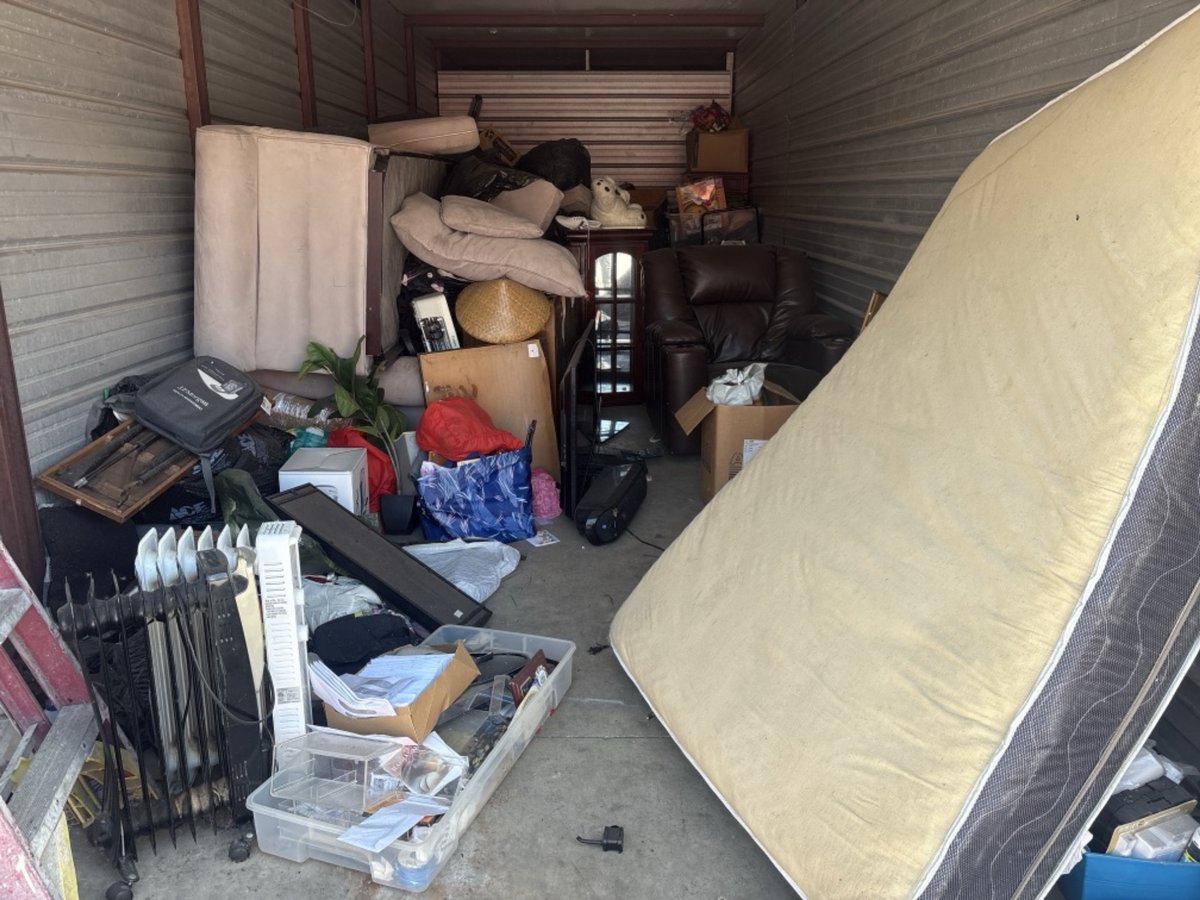 10 x 30 storage unit in Griffith, IN