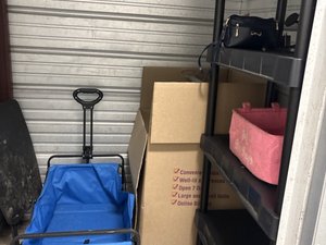 5 x 5 unit in Griffith