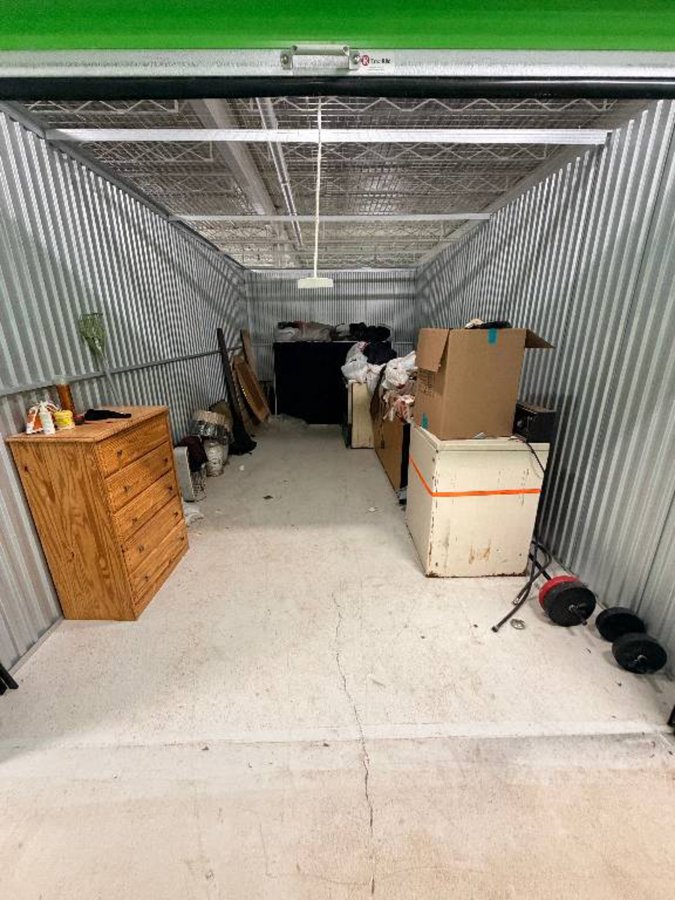 10 x 20 storage unit in Milwaukee, WI