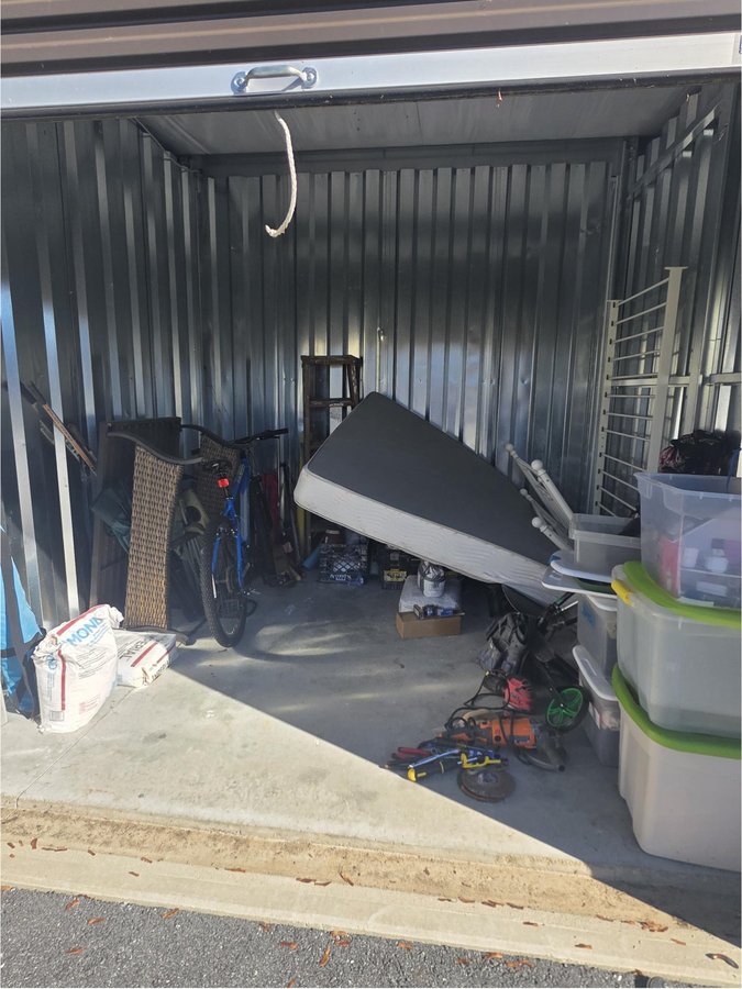 10 x 10 storage unit in Leicester, MA