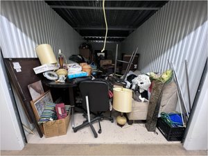 10 x 20 unit in Miramar  