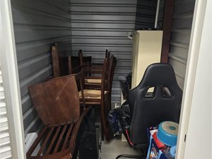 5 x 10 unit in Abingdon