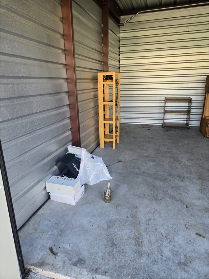 10 x 15 storage unit in Dayton, OH