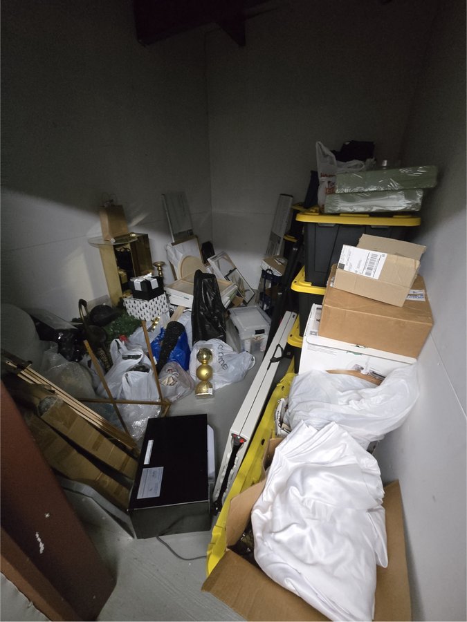 8 x 12 storage unit in Houston, TX