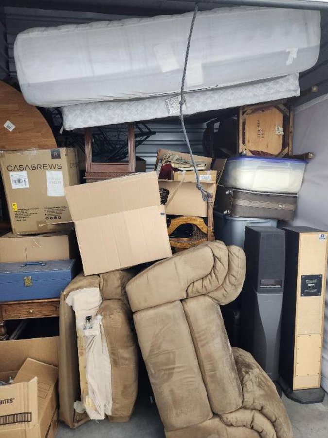 10 x 10 storage unit in North Las Vegas, NV