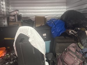 10 x 12 unit in Glendora
