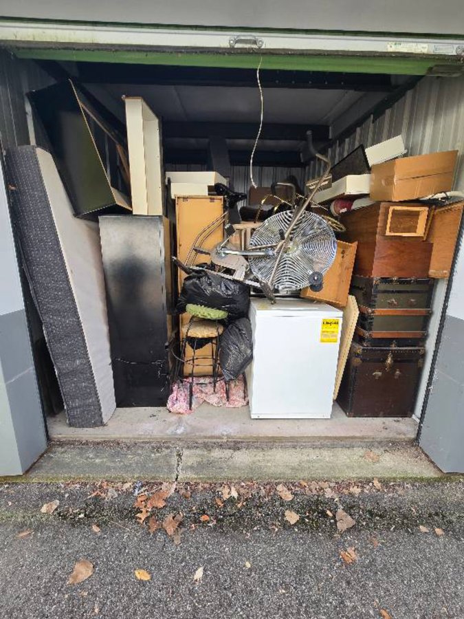 10 x 15 storage unit in Ypsilanti, MI