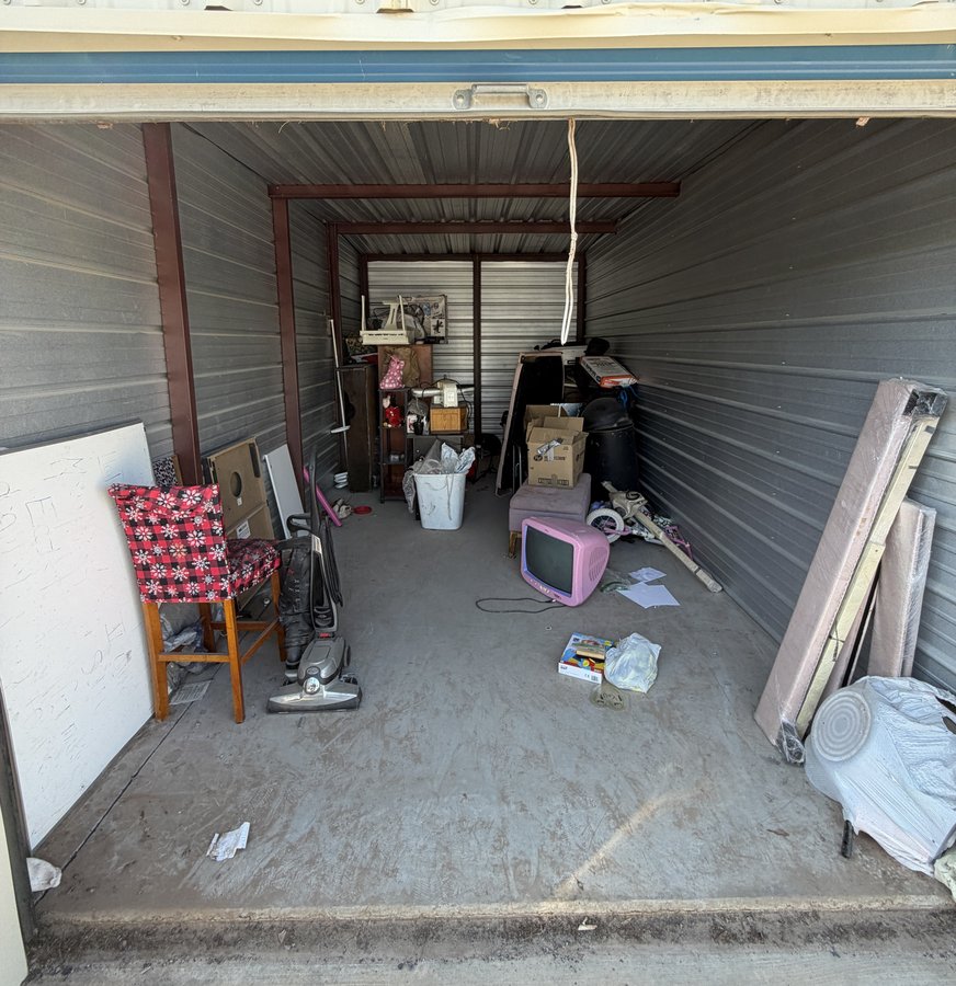 10 x 20 storage unit in Las Cruces, NM