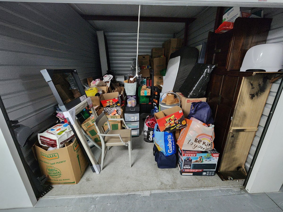 10 x 15 storage unit in Port St Lucie, FL