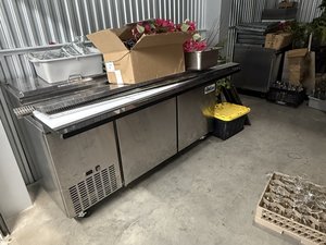 10 x 20 unit in Hempstead