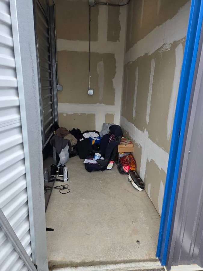 5 x 10 storage unit in Spokane, WA