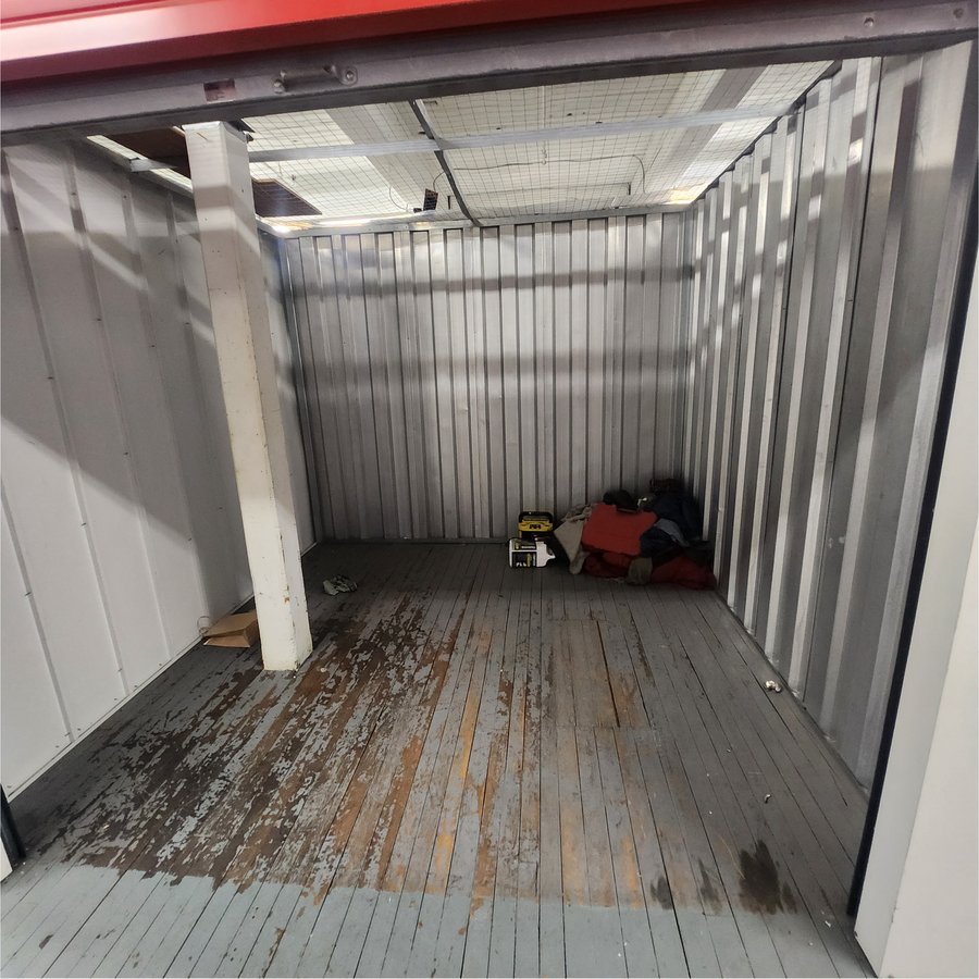 10 x 10 storage unit in Worcester, MA