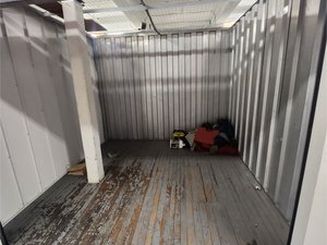 10 x 10 unit in Worcester