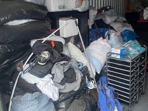 10 x 20 storage unit in Sylmar, CA