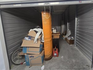 10 x 20 unit in Fairview Heights