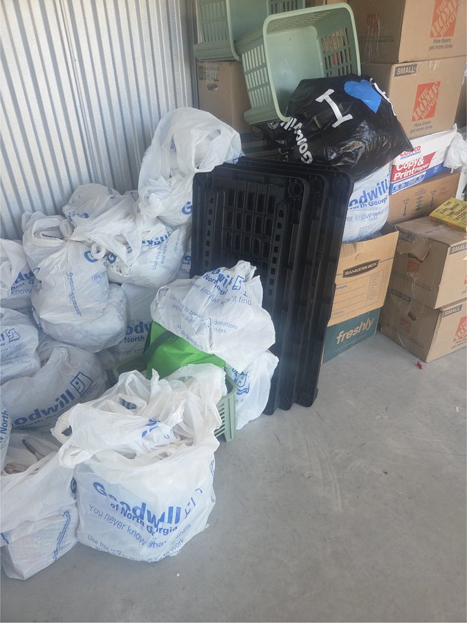 5 x 10 storage unit in Snellville, GA