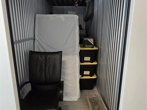 5 x 15 unit in Middle River