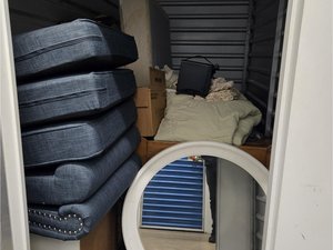 5 x 10 unit in Abingdon