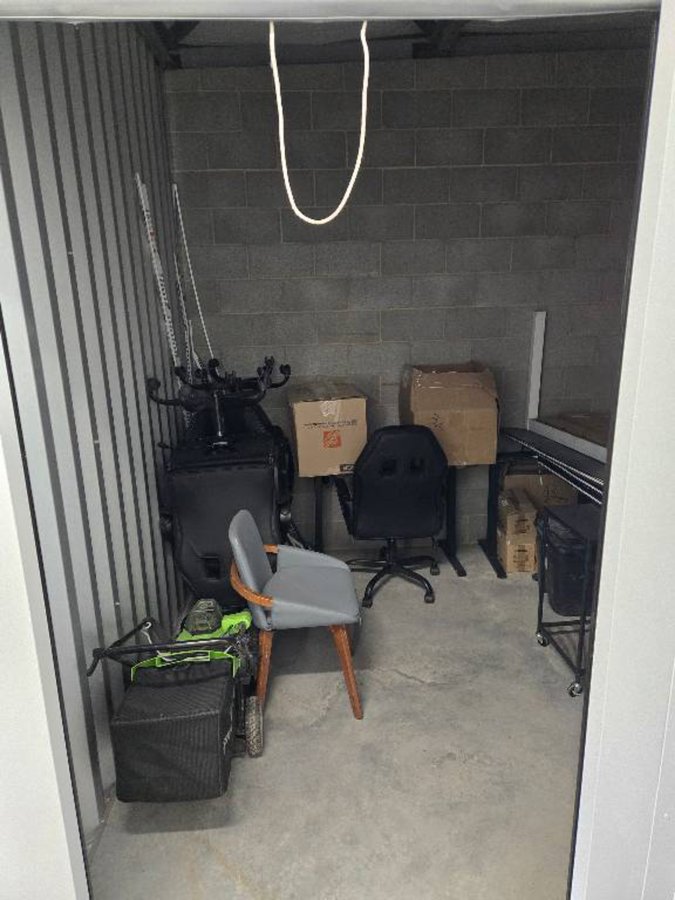 10 x 10 storage unit in Herriman, UT