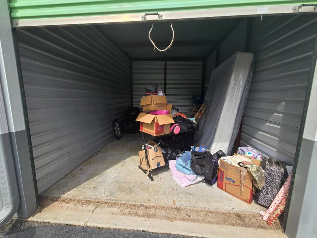10 x 15 storage unit in Stockbridge, GA