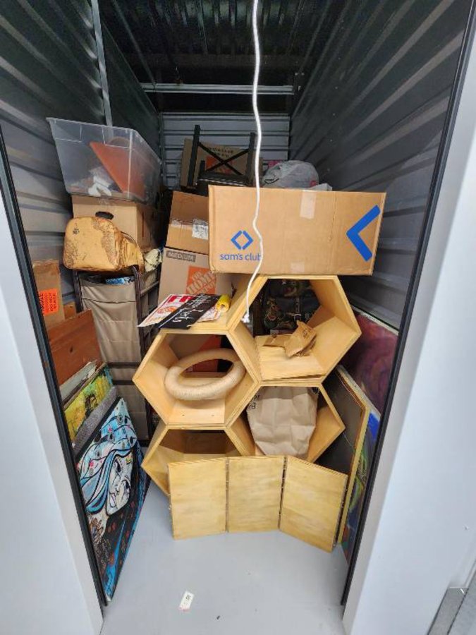 5 x 10 storage unit in Chicago, IL