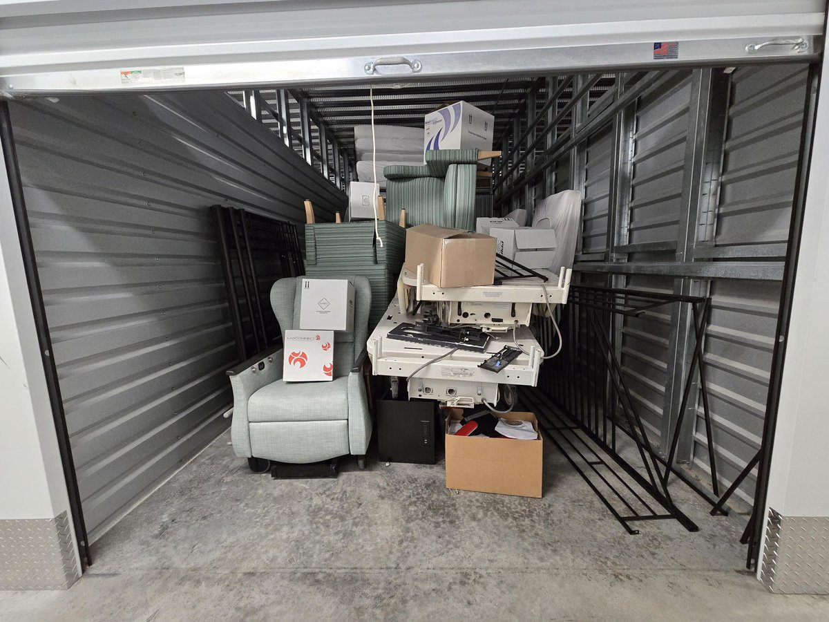 10 x 20 storage unit in Davie, FL
