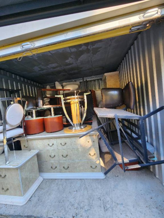 10 x 10 storage unit in Newport News, VA