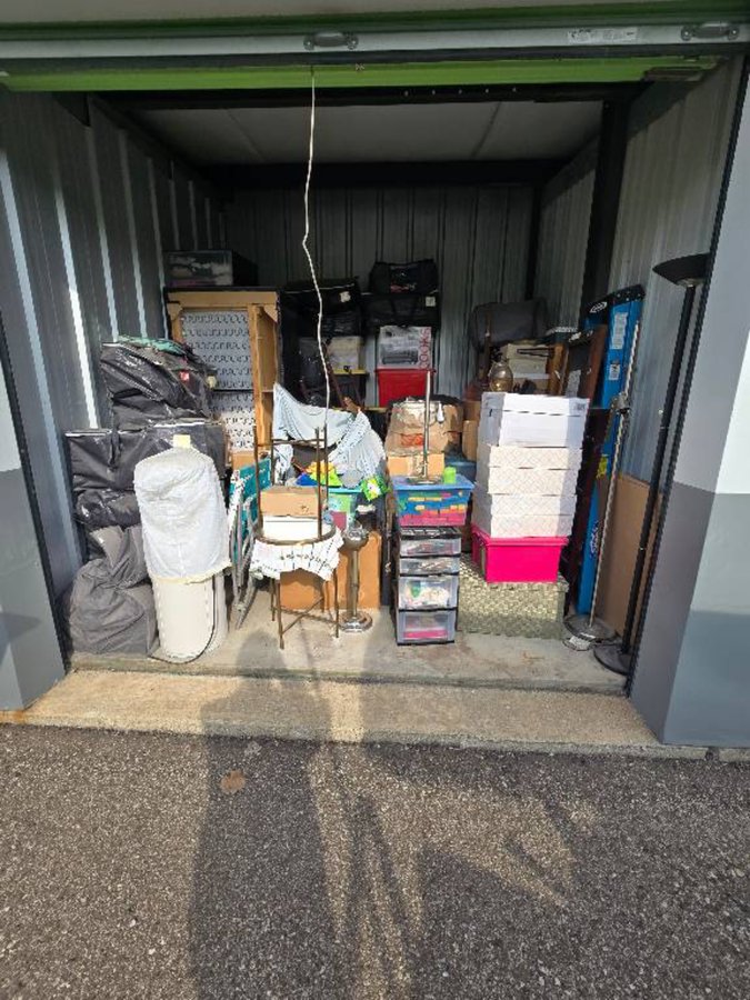 10 x 10 storage unit in Ypsilanti, MI