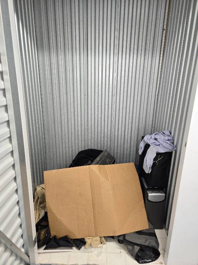 5 x 3 storage unit in Ypsilanti, MI