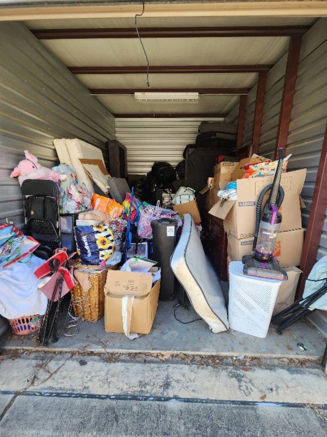 10 x 15 storage unit in Houston, TX