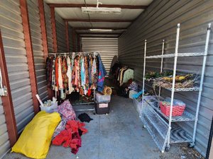 10 x 30 unit in Houston
