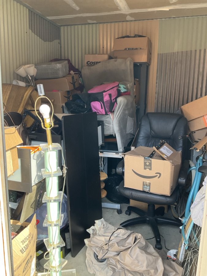 10 x 10 storage unit in Fishers, IN