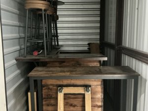 5 x 10 storage unit in Stockton, CA