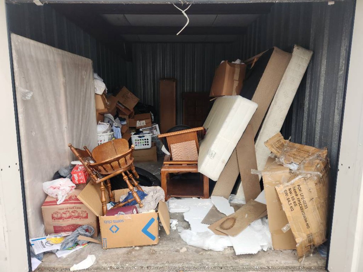 10 x 20 storage unit in Baytown, TX