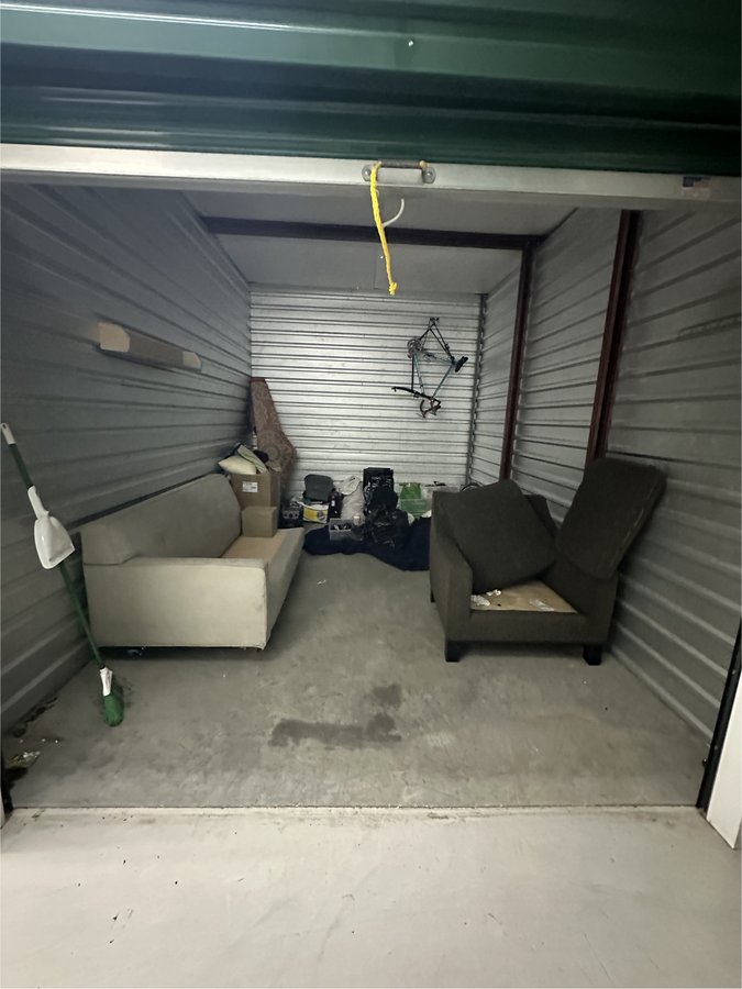 10 x 15 storage unit in Leesburg, FL