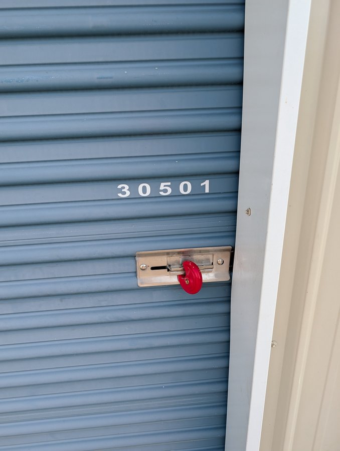 10 x 20 storage unit in Carrolton, OH